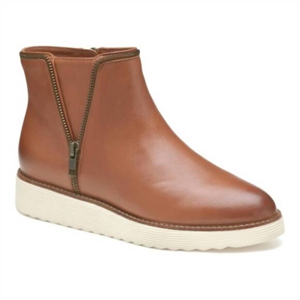 Johnston & Murphy Brown Leather Side-Zip Ankle Boot with White Sole